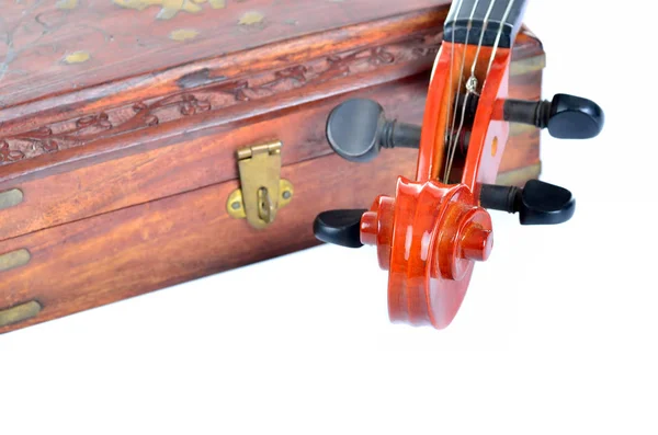 Violino Com Caixa Madeira Isolada Sobre Fundo Branco Conceito Musical — Fotografia de Stock
