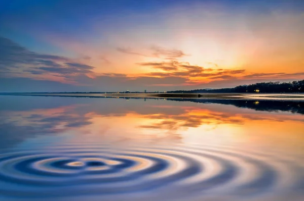 Playa Refleja Cielo Atardecer — Foto de Stock