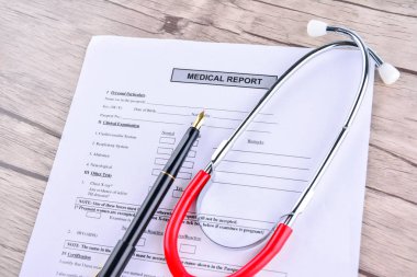 Sağlık raporu ile Shethoscope. Tıbbi ve Healhcare kavramı