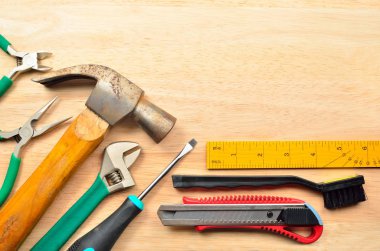 araçlar üzerinde ahşap panel