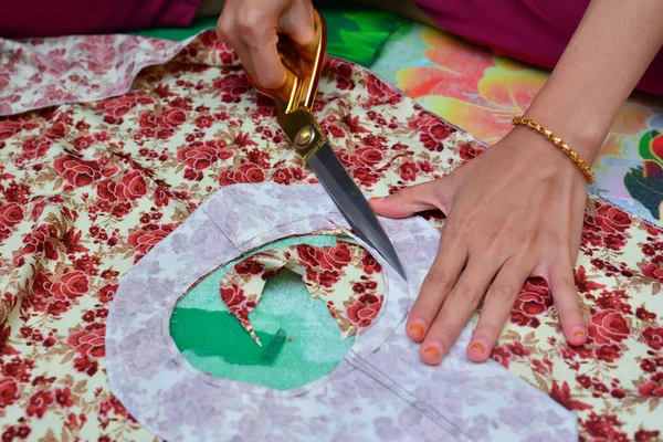 Dressmaker Lavoro Vista Vicino — Foto Stock