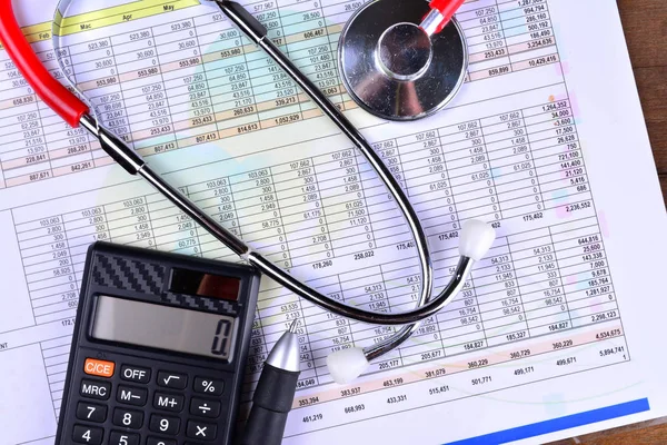 Custos Cuidados Saúde Estetoscópio Calculadora Símbolo Para Custos Cuidados Saúde — Fotografia de Stock