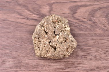 Pirit küpler büyük küme