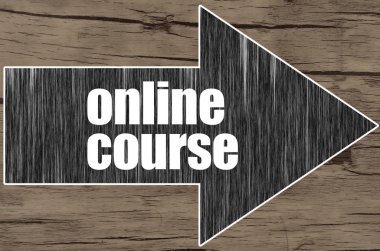 Kelime online ders yazılı ahşap arka plan üzerindeki oku