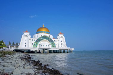 Malacca Boğazı Camisi (Mescid Selat Melaka), Malezya