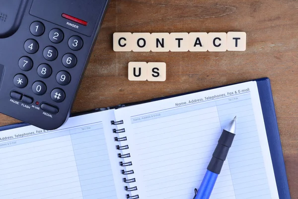 Kontaktieren Sie Uns Konzept Telefon Mit Wort Kontaktieren Sie Uns — Stockfoto