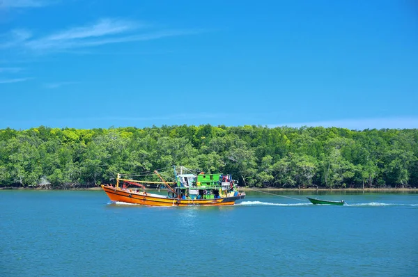 Boot Het Water — Stockfoto