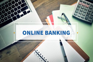Metin Online Bankacılık ile Dizüstü ve Dizüstü Bilgisayar
