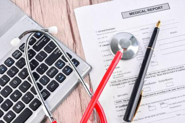 Sağlık raporu ile Shethoscope. Tıbbi ve Healhcare kavramı