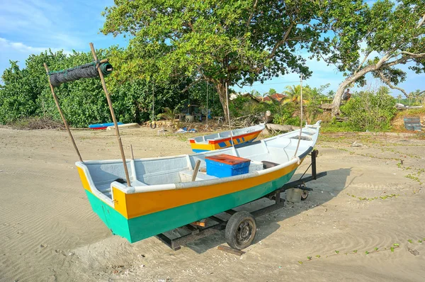 Fishermen boats at the beach — Stock Photo, Image