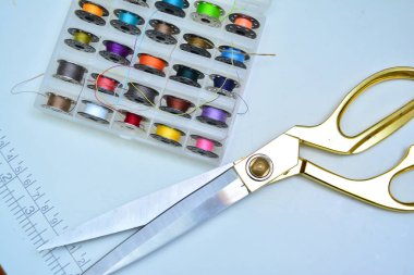 Dikiş araçları ve dikiş seti