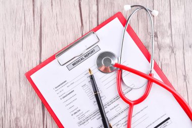 Sağlık raporu ile Shethoscope. Tıbbi ve Healhcare kavramı