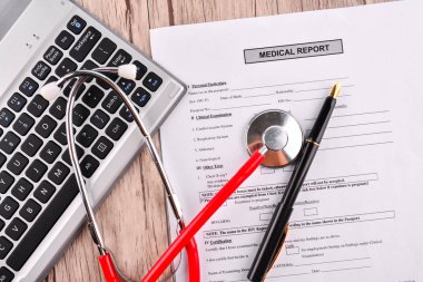 Sağlık raporu ile Shethoscope. Tıbbi ve Healhcare kavramı