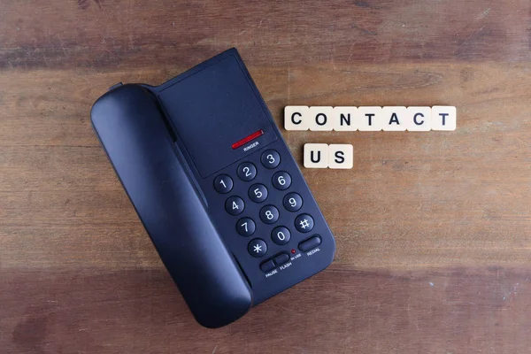 Kontaktieren Sie Uns Konzept Telefon Mit Wort Kontaktieren Sie Uns — Stockfoto