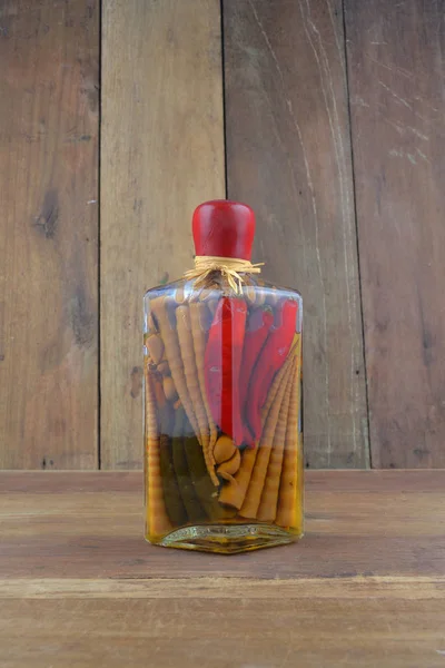 Botella Decorativa Con Especias Coloridas Selladas Dentro — Foto de Stock