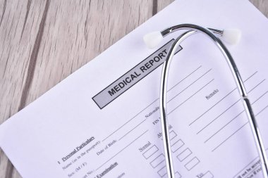 Sağlık raporu ile Shethoscope. Tıbbi ve Healhcare kavramı