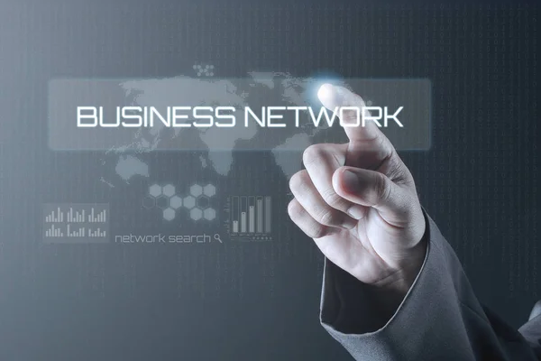 Omul de afaceri arată spre ecranul virtual. Business Concept — Fotografie, imagine de stoc