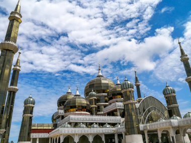 Kuala Terengganu, Malezya 'daki kristal camii