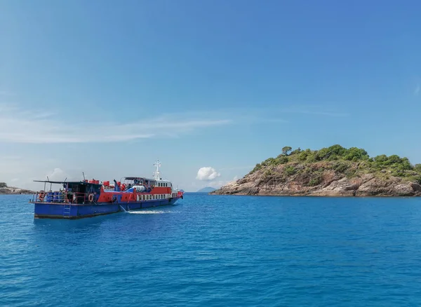 Ferry Small Island — Stock Photo, Image