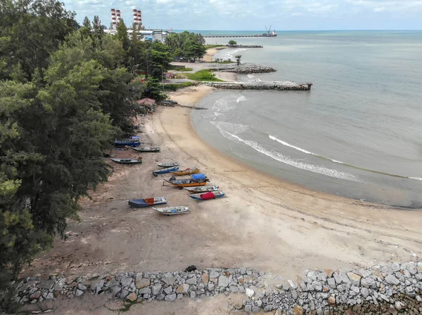 Vue Aérienne Par Drone Bateaux Pêche Traditionnels Colorés Sur Plage — Photo