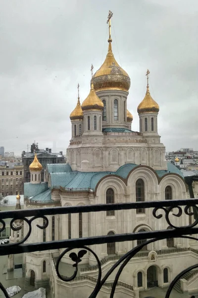 Bela Igreja Ortodoxa Neve Inverno — Fotografia de Stock