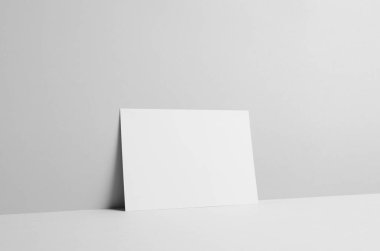 A5 El ilanı Mock-Up-duvar arka plan