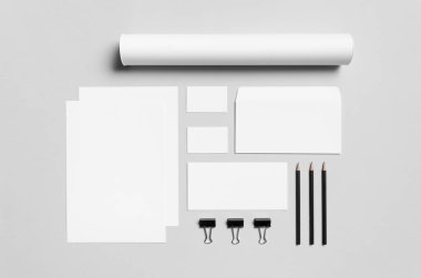 Marka / Kırtasiye Mock-Up - beyaz - Antetli kağıdı (A4), Dl zarf, övgü tüp posta makbuzu (99x210mm), ticari kartlar (85x55mm),