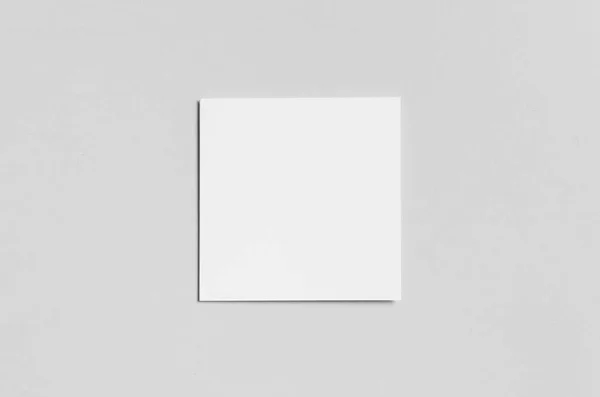 正方形の二つ折り/2 つ折りパンフレット モックアップ-フロント — ストック写真