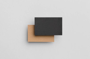 Siyah ve Kraft kartvizit Mock-Up (85x55mm)
