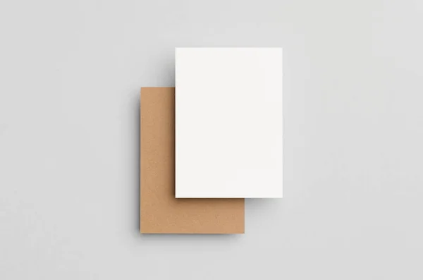 Folleto Kraft White Postal Mock Invitación — Foto de Stock