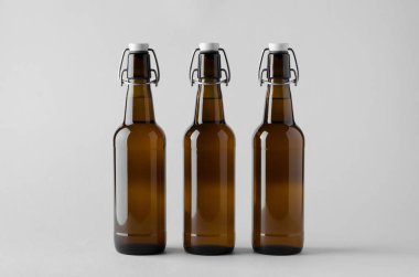 Bira şişe Mock-Up-üç şişe