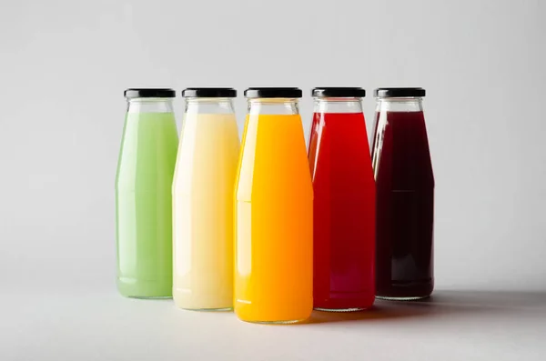 Juice Flaska Mock Flera Flaskor — Stockfoto