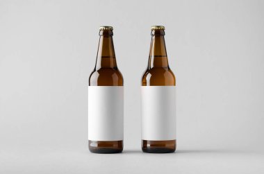 Bira şişe Mock-Up-iki şişe. Boş etiket