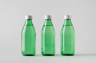 Su şişesi Mock-Up-üç şişe