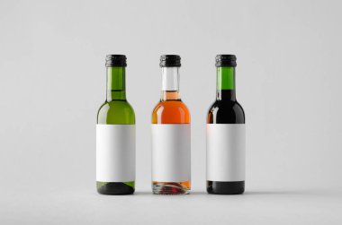 Şarap çeyrek / Mini Mock-Up-üç şişe şişe. Boş etiket