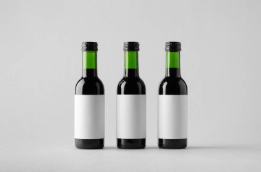 Şarap çeyrek / Mini Mock-Up-üç şişe şişe. Boş etiket