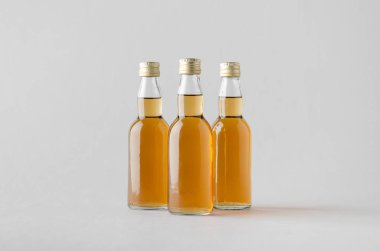 Minyatür ruhları / şişe Mock-Up-üç şişe içki