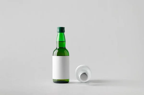 Miniatuur Geesten Fles Mock Twee Flessen Drank Blank Label — Stockfoto