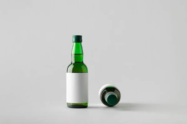 Miniatuur Geesten Fles Mock Twee Flessen Drank Blank Label — Stockfoto