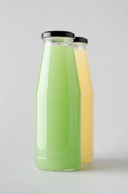 Şişe Mock-Up-iki şişe suyu