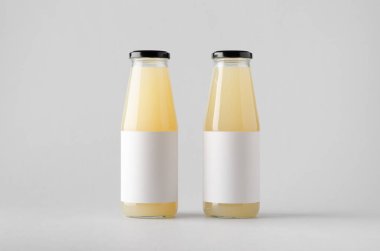 Şişe Mock-Up-iki şişe suyu. Boş etiket