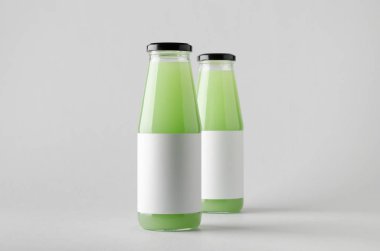 Şişe Mock-Up-iki şişe suyu. Boş etiket