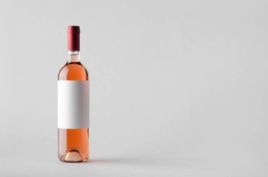 Şarap şişesi Mock-Up. Boş etiket