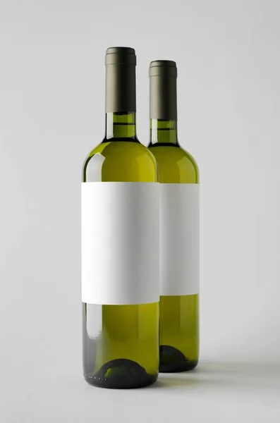 Vinflaska Mock Två Flaskor Tom Etikett — Stockfoto
