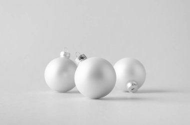 Beyaz mat Noel top model-üç top