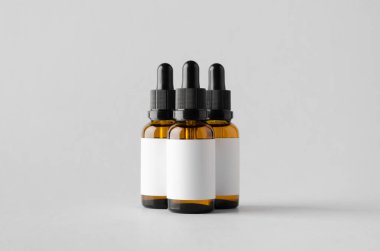 Damlalık şişe Mock-Up-üç şişe. Boş etiket