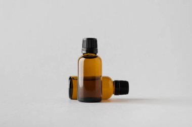 Damlalık şişe Mock-Up-iki şişe