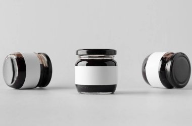 Blackberry reçel kavanoz Mock-Up-üç kavanoz. Boş etiket