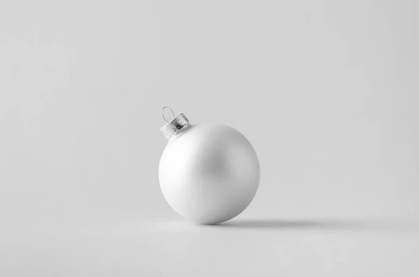 Witte Matte Kerst Bal Mock — Stockfoto