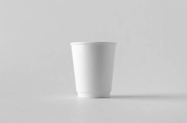 8 oz. beyaz çift duvar kahve kağıt Kupası mock-up kapağı olmadan.